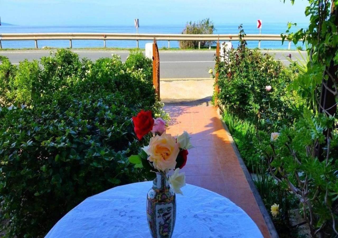 Spiti Damianos Villa Beachfront Pomos Exteriér fotografie